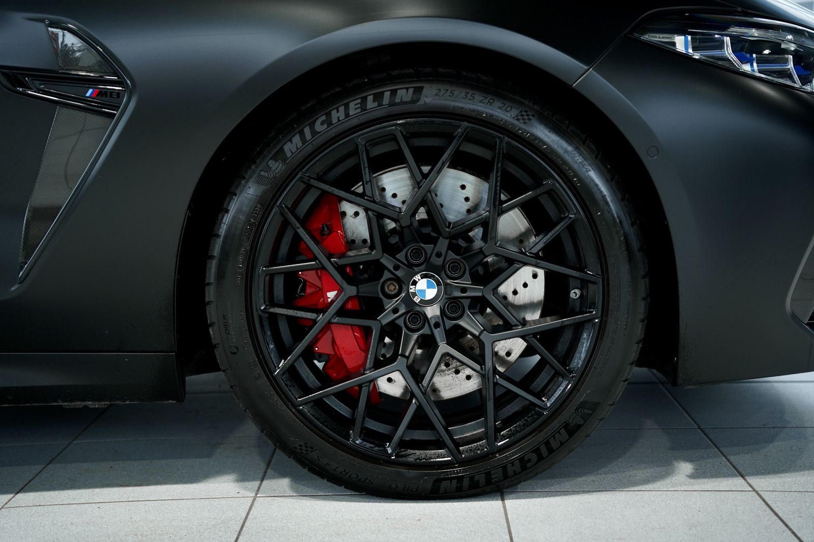 Bmw M8