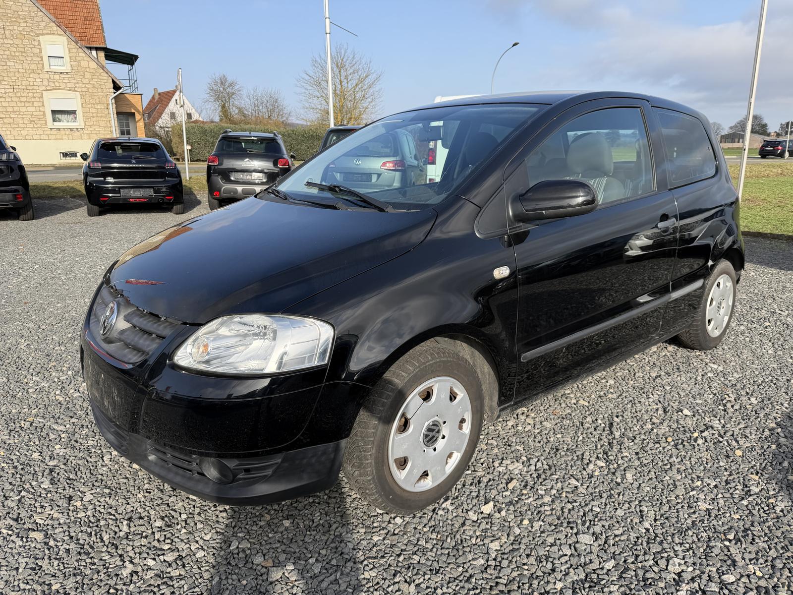 Volkswagen Fox Tüv bis 06.2027/ neue Reifen/ optische Mänge