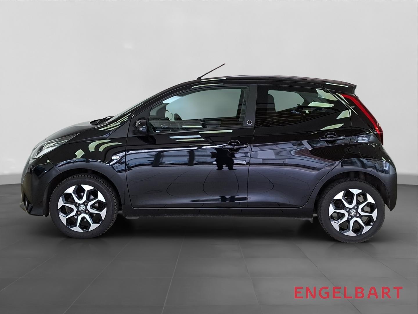 Toyota Aygo 1.0 X-Play Team D Allwetterreifen