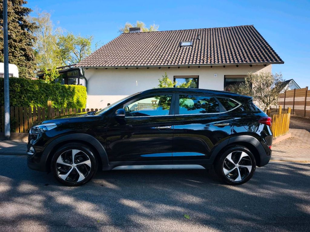 Image of Hyundai TUCSON