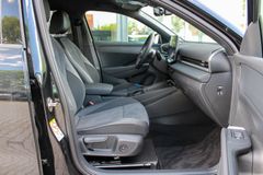 VW T-Roc 1.5 Black Style / DISCOVER/ 18"/ CARPLAY VW T-Roc 1.5 Black Style / DISCOVER/ 18"/ CARPLAY