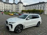BMW X7 xDrive40d M Sport | Neuer BMW-Motor |weiß - BMW X7 von privat