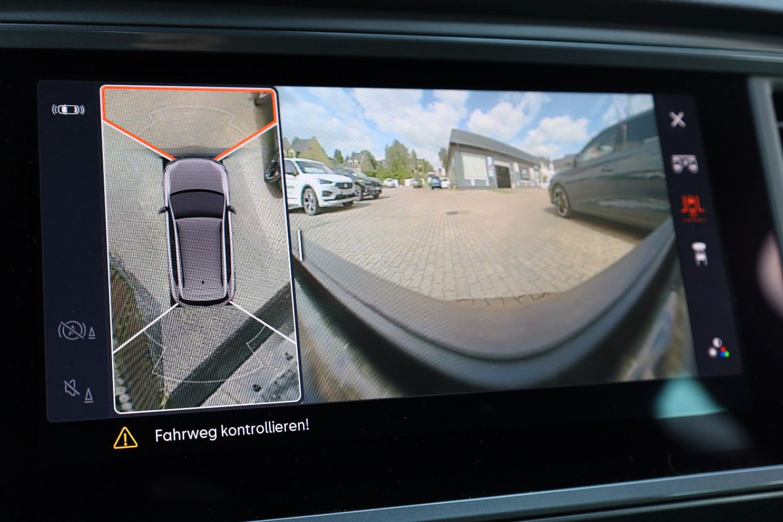Fahrzeugabbildung CUPRA Ateca VZ 4Drive 2,0 TSI 7-Gang DSG*NAVI