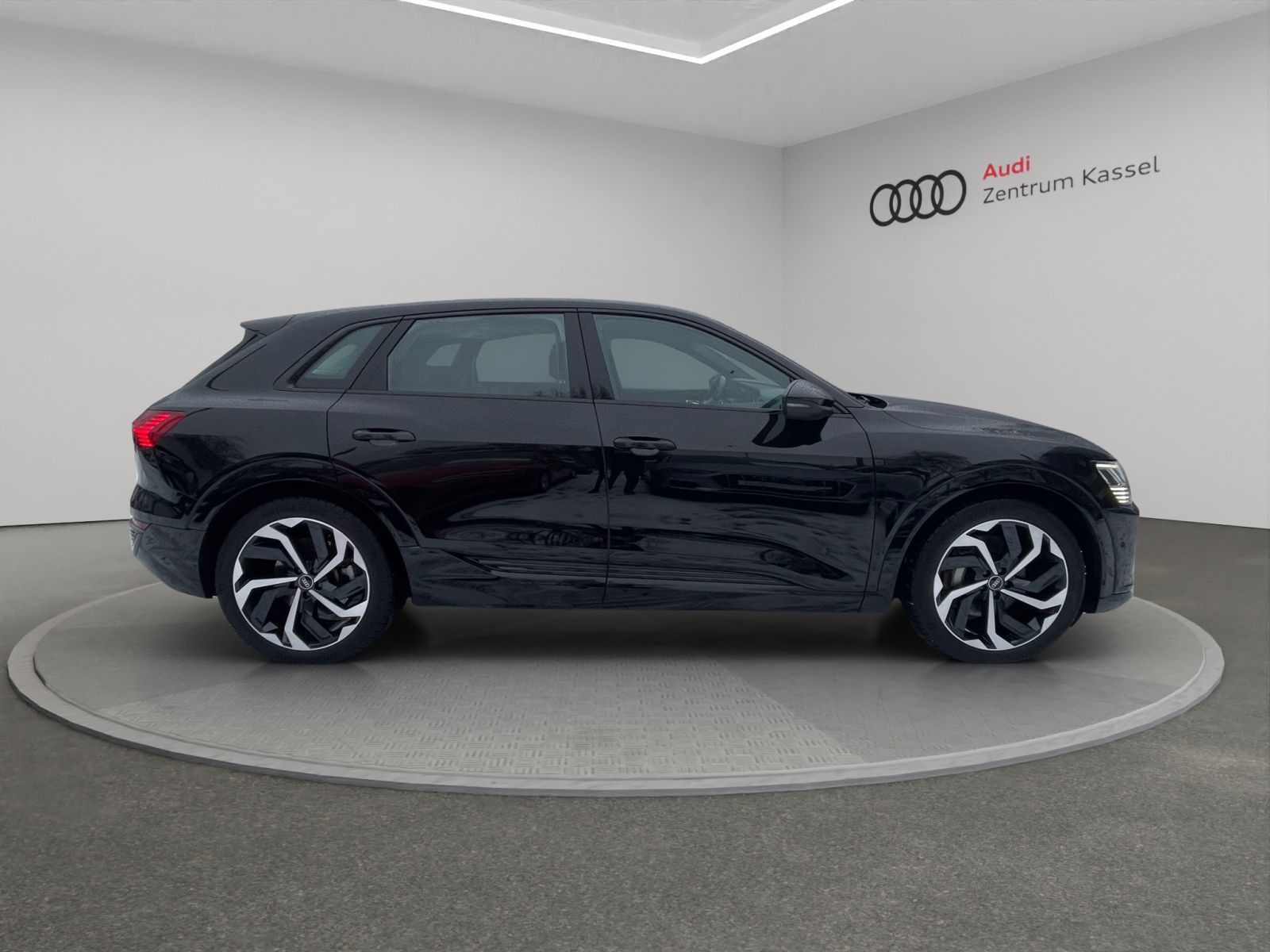 Audi Q8 e-tron - Bild 9