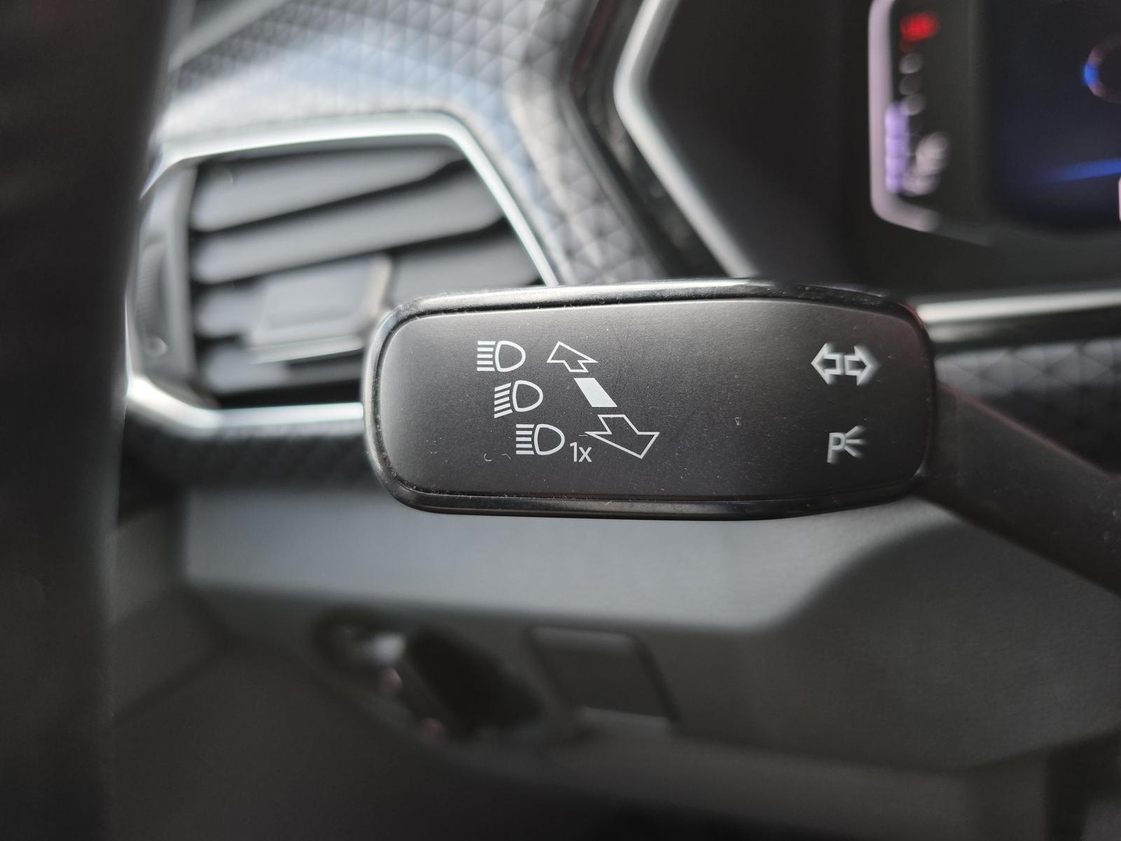 Volkswagen T-Cross 1.0 TSI DSG Style LED Navi ACC Kamera