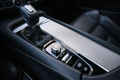 Fahrzeugabbildung Volvo V90 D5 AWD Polestar R-Design*STDHZG*360°*B&W*ACC