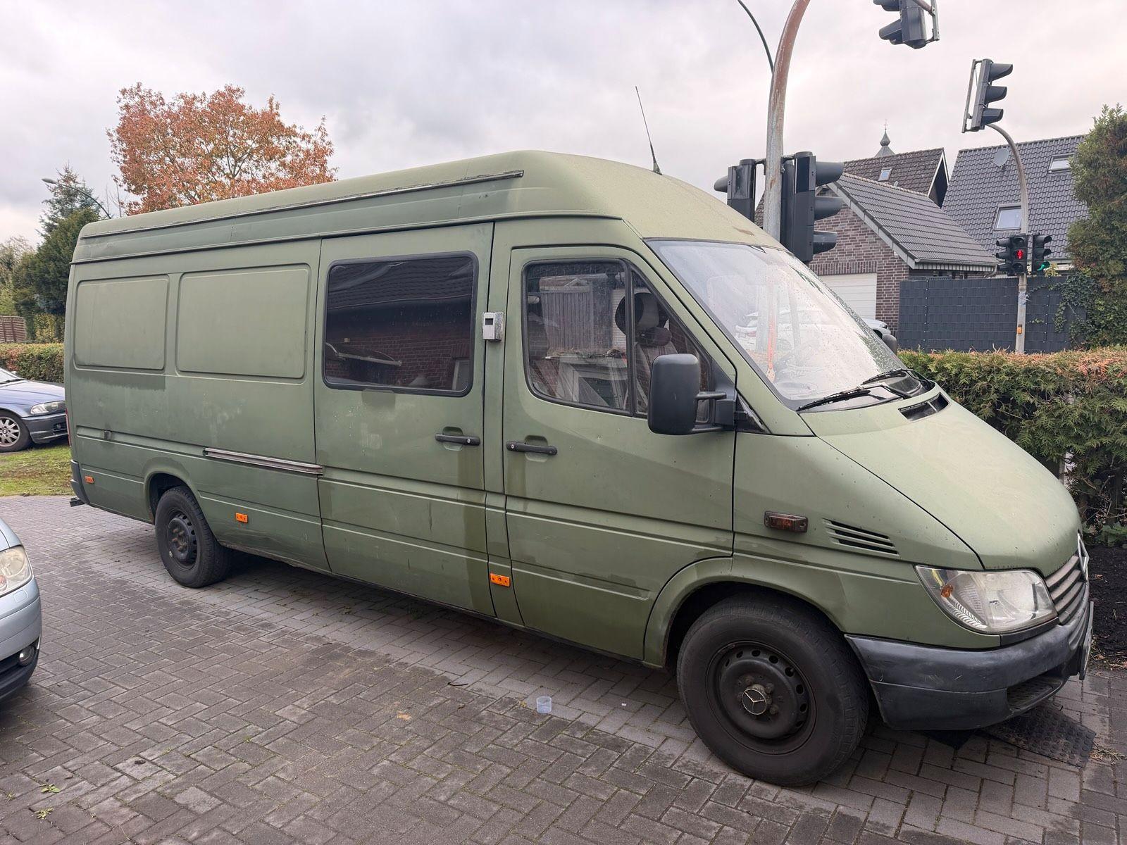 Mercedes-Benz Sprinter