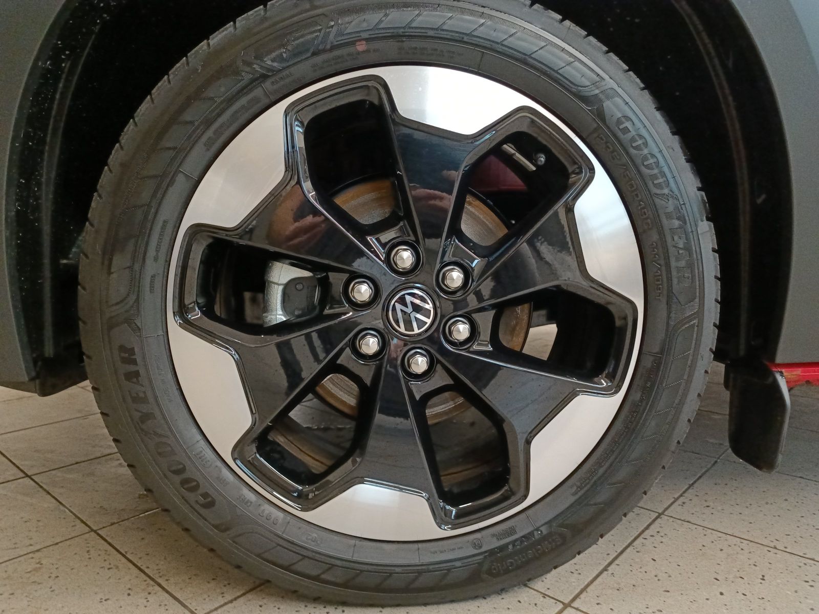 Volkswagen T7 Caravelle - Bild 7
