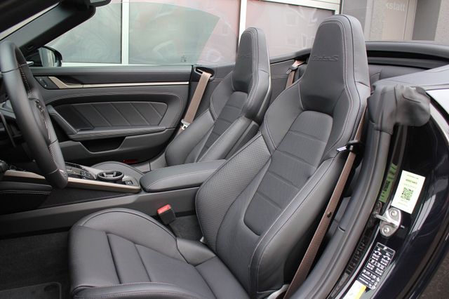 Porsche 992.2 Turbo S Cabrio*Lift,Inno,Burmester,Sitzlüf