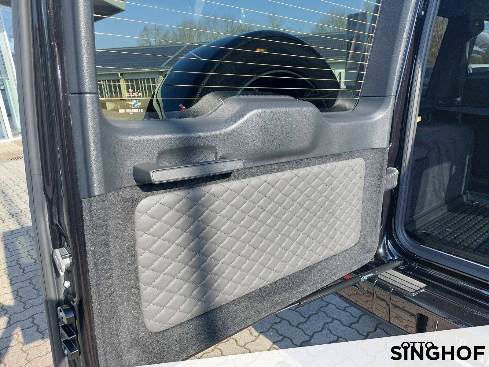 Fahrzeugabbildung Mercedes-Benz G 450 d AMG +Superior+Night+AHK+dyn.LED+360°+20"