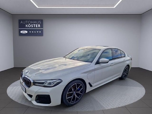 BMW 545 e xDrive M SPORT SCHIEBEDACH AHK HUD