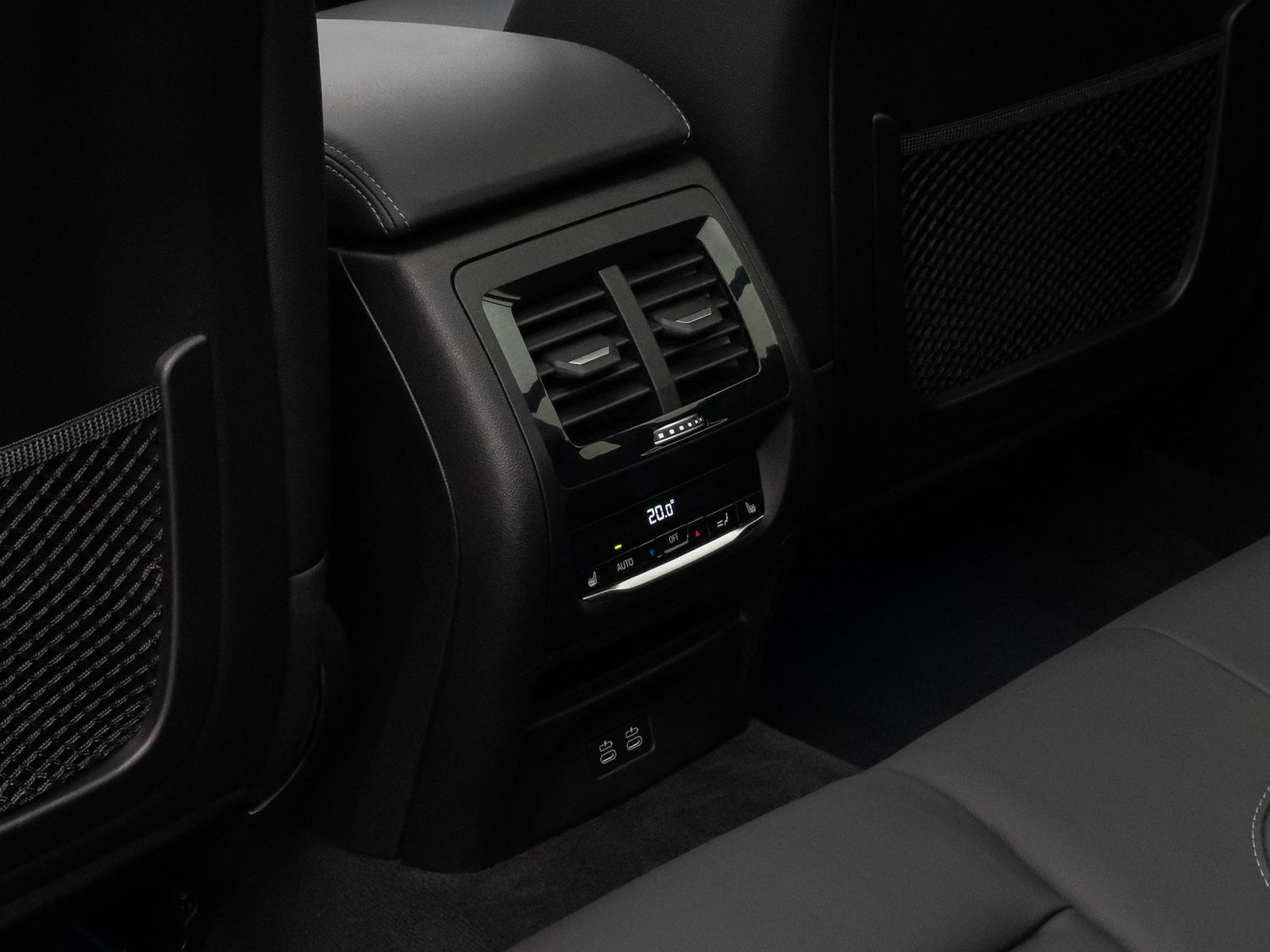 Fahrzeugabbildung BMW X3 xD30e M Sport Panorama Laser 360° HUD DAB H/K