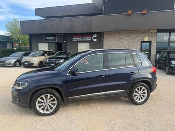 Volkswagen Tiguan - 4