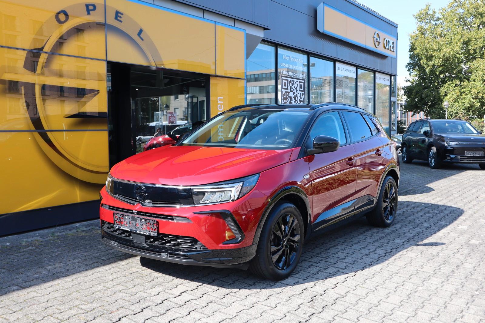 Opel Grandland 1.2T MT6 GS, AHK, Navi