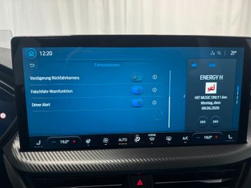 Fahrzeugverkauf 23 Ford Kuga ST-Line 1.5 AT AHK Navi Pano Kamera