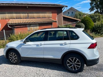 Volkswagen Tiguan - 9