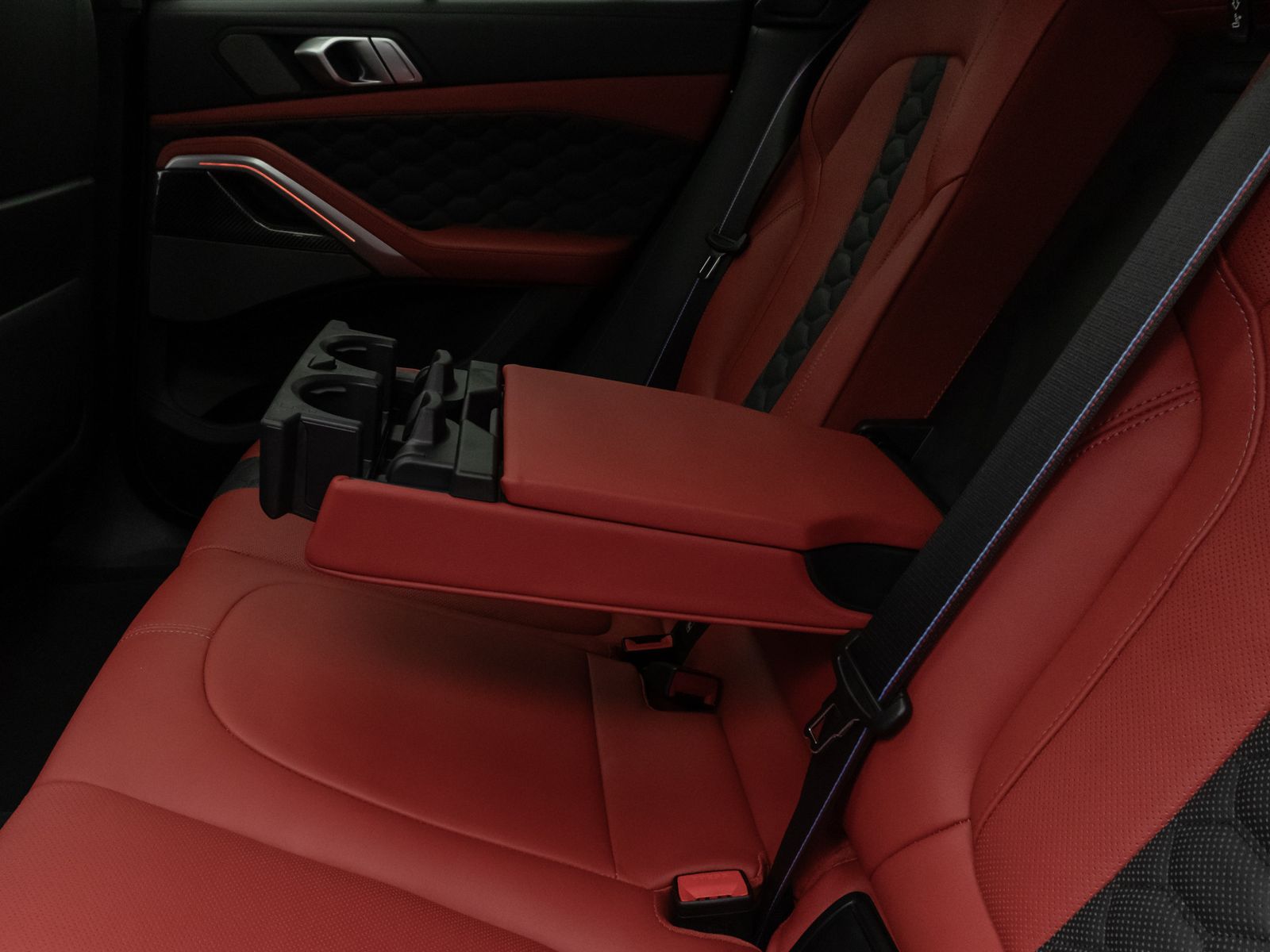 Fahrzeugabbildung BMW X6 M Competition Individual Panorama SoftCl Voll