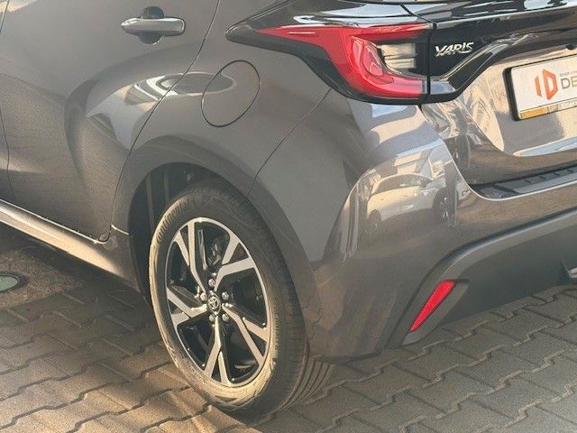 Fahrzeugabbildung Toyota Yaris Teamplayer 1.5l Hybrid 116PS Automatik!