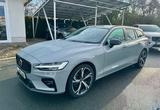 Volvo V60 B4 Kombi Plus Dark - Volvo V60 Jahreswagen