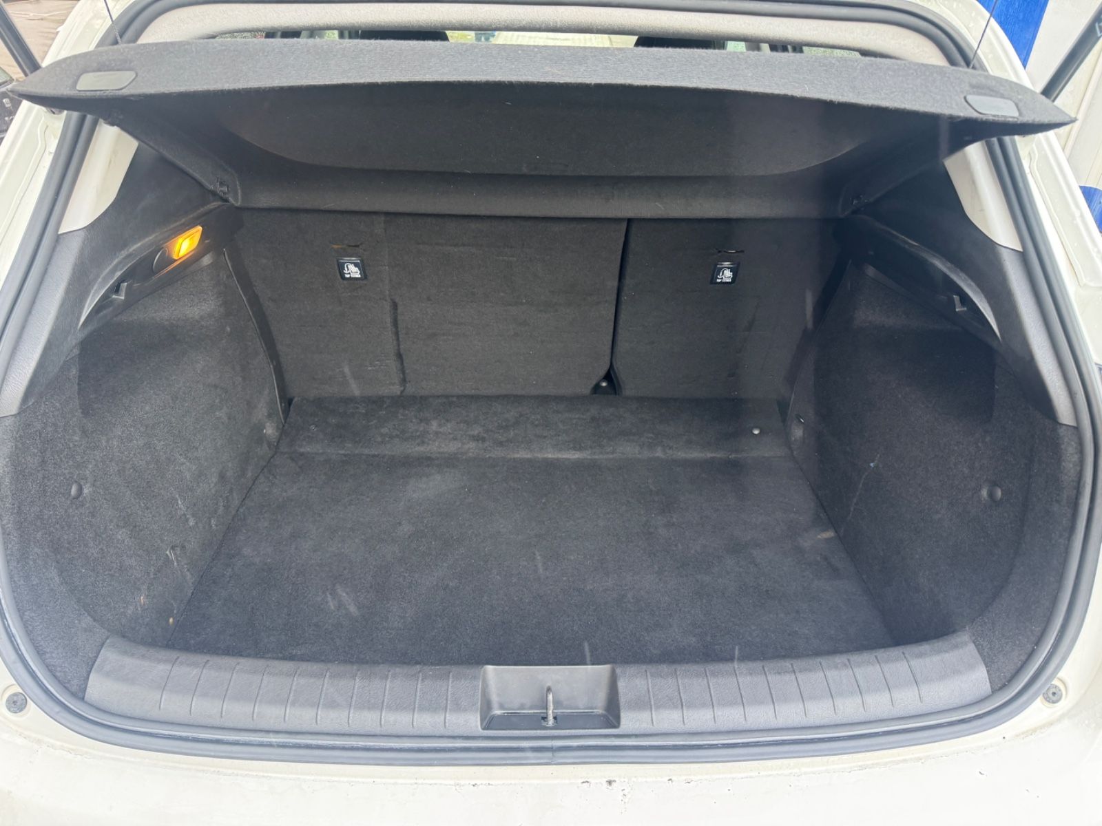 Fahrzeugabbildung Fiat Tipo Mirror Navi+Kamera