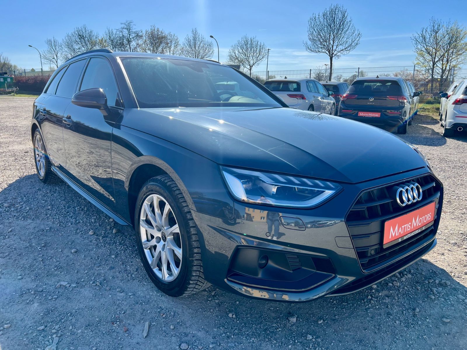 AUDI A4 Avant TDI LEDER AHK LED SHZ NAVI KAMERA