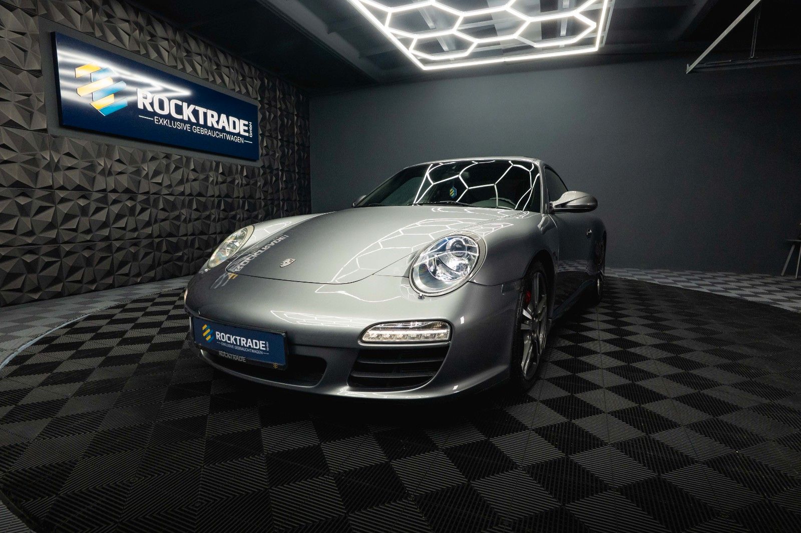 Fahrzeugabbildung Porsche 997.2 911 Carrera S Coupe Sport Chrono+ Bi-Xenon