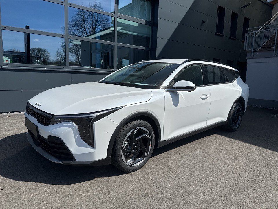 Kia K4