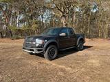 Ford F150 Raptor 6.2L - Ford Raptor Gebrauchtwagen in Berlin