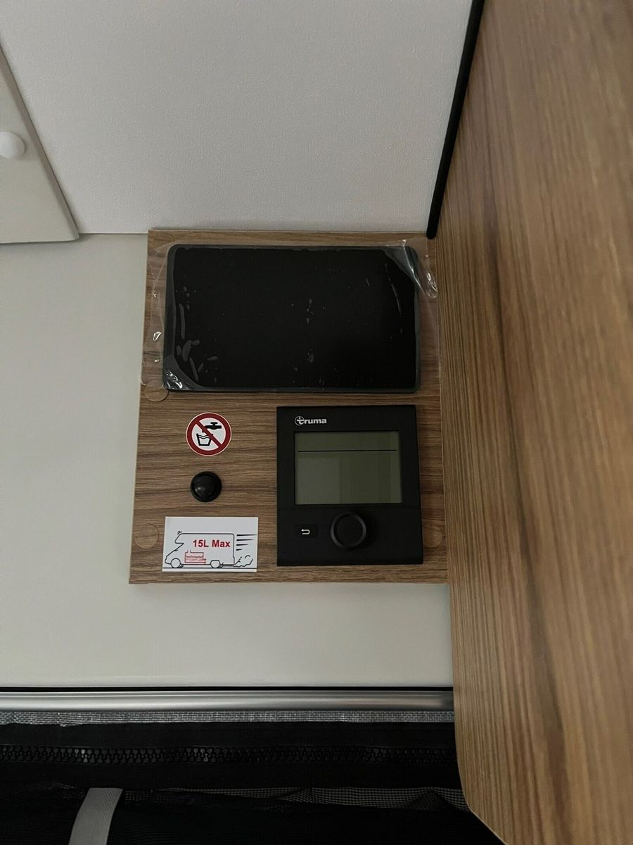 Fahrzeugabbildung Karmann Dexter 4x4 DE 560 AW Allrad, Alufelgen, RFK TZ