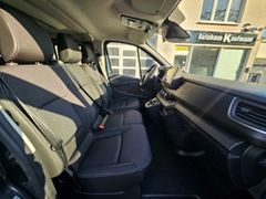 Fahrzeugabbildung Trafic Combi L2H1 3,0t Evolution 2.0 BLUE dCi 15