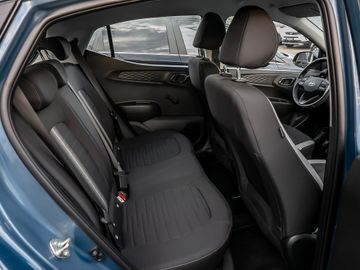 Hyundai i10 1.0 Trend Autom. Navi Kamera Spurhalteassi.