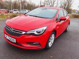 Opel Astra K Lim Innov. STANDHEIZUNG, ACC, GARANTIE! - Opel Astra mit Diesel-Antrieb: Limousine, Automatik