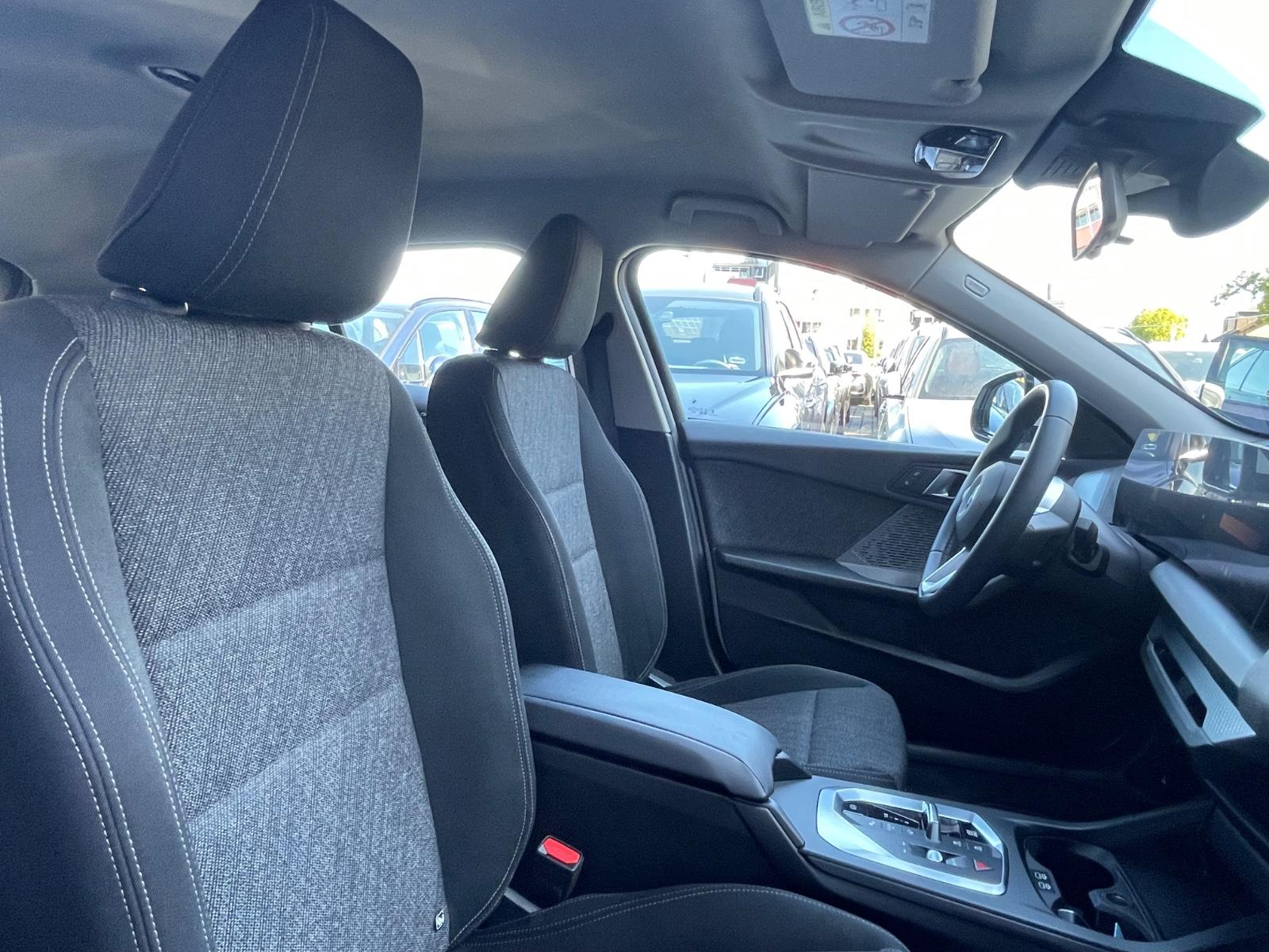 BMW 1 Series i Limousine M Sport Kamera DA LED 17", миниатюра 18
