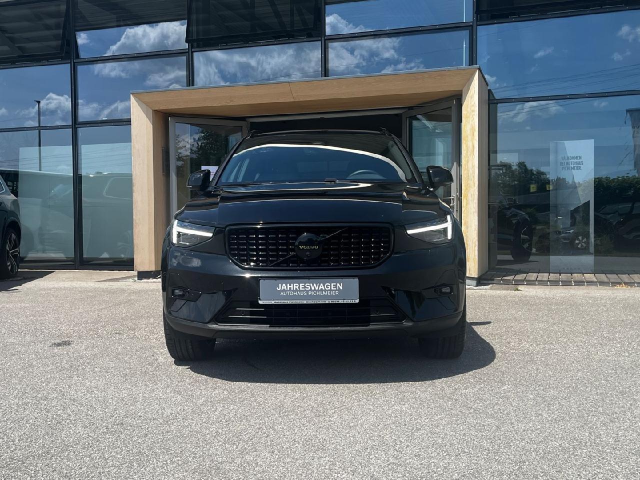 Volvo XC40 B3 Black Edition Plus