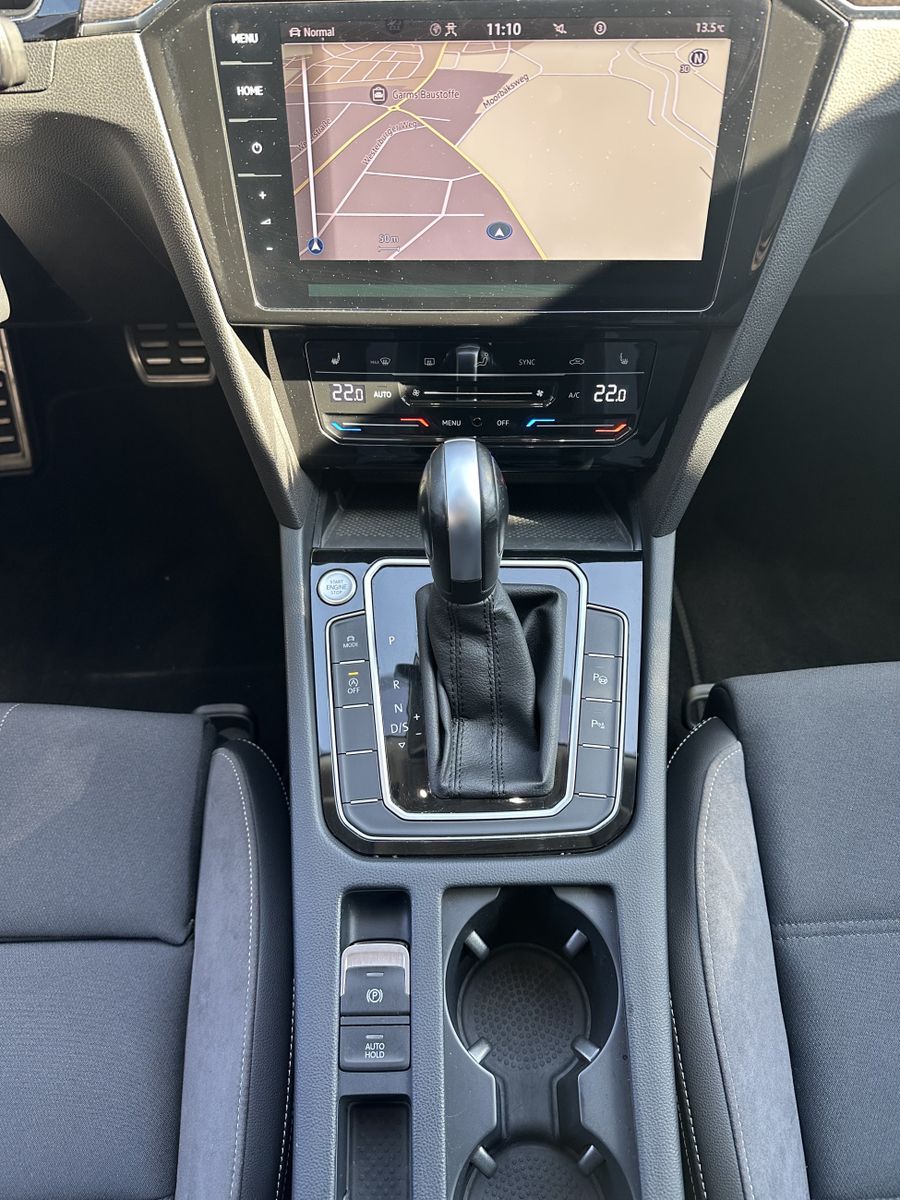 Fahrzeugabbildung Volkswagen Passat Alltrack 4Mo NAV+LED+AHK+CARPLAY+KAM+PLA