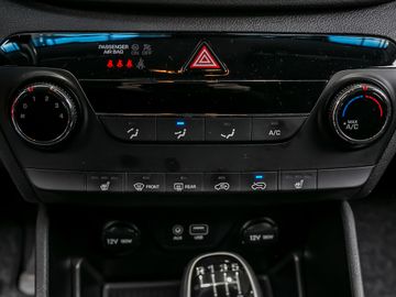 Hyundai Tucson 1.6 blue Classic 2WD Navi Anfahrassistent