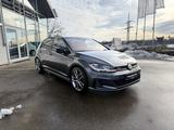 Volkswagen Golf VII GTI 2.0 TSI +AHK+PANO+KAMERA - Volkswagen Golf mit Benzin-Antrieb: Standheizung