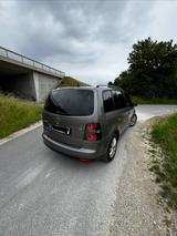 Volkswagen Touran 1.4 TSI Freestyle Freestyle - Volkswagen Touran Freestyle mit Benzin-Antrieb