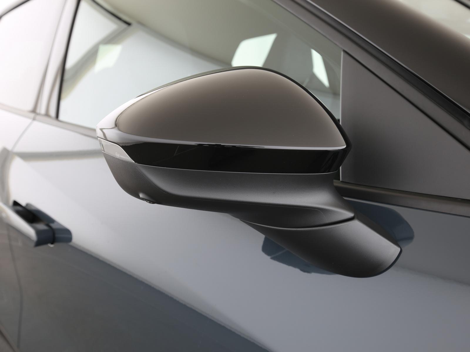 Cupra Raval Endurance 211 PS  52 kWh Dynamic Plus  LED