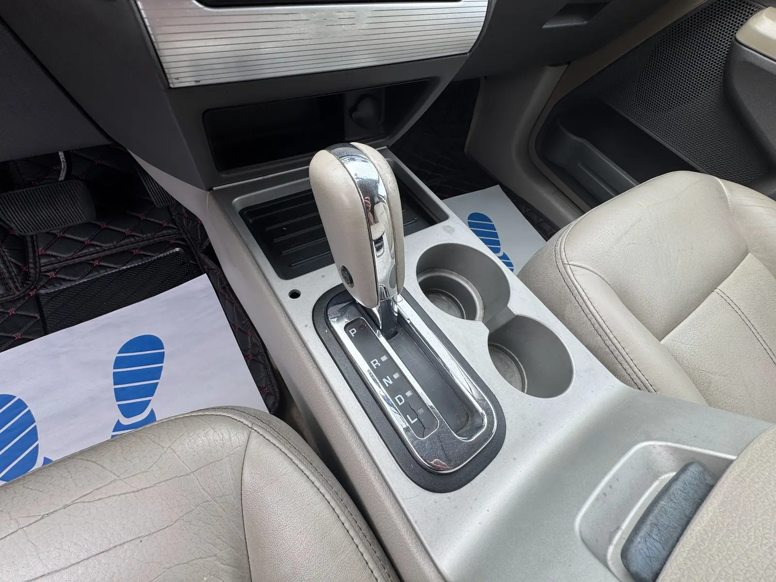Ford Edge 3.5 4x4 Automatik+Leder+Navi+