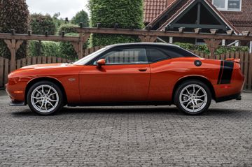 Dodge Challenger - 3
