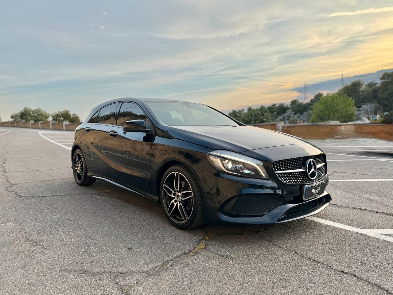 MERCEDES-BENZ Mercedes A180 PREMIUM NIGHT EDITION/1500 110CV/L