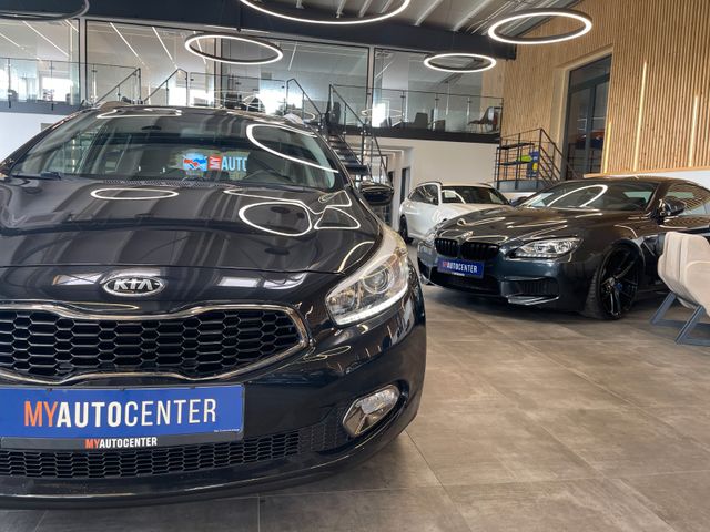 Kia Ceed Sportswagon FIFA World Cup Edition *AHK*LKH