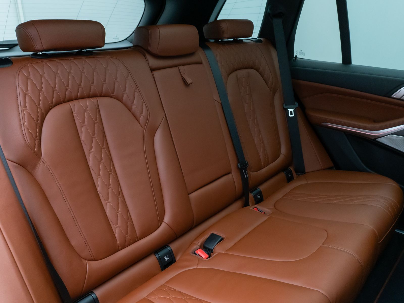 Fahrzeugabbildung BMW X5 xD40d M Sport Panorama Laser 360°B&W HUD 22"