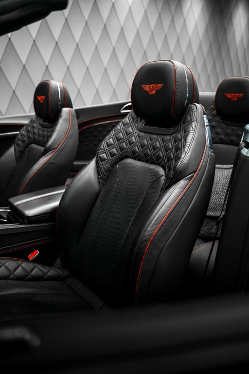 Continental GTC V8 1.Hand BLACK/BLACK-RED CARBON - Bild 18