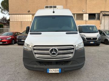 Mercedes Sprinter - 2