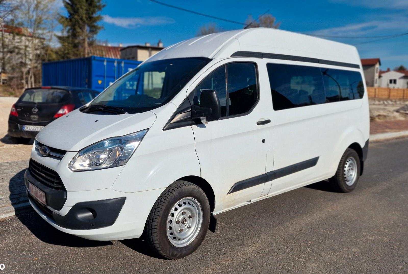 Ford Transit Custom L2H2, 9 Sitze/Klima