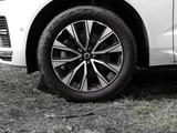 Volvo XC60 Plus Bright 2WD B4 Benzin EU6d digitales Co - Cars in Aachen