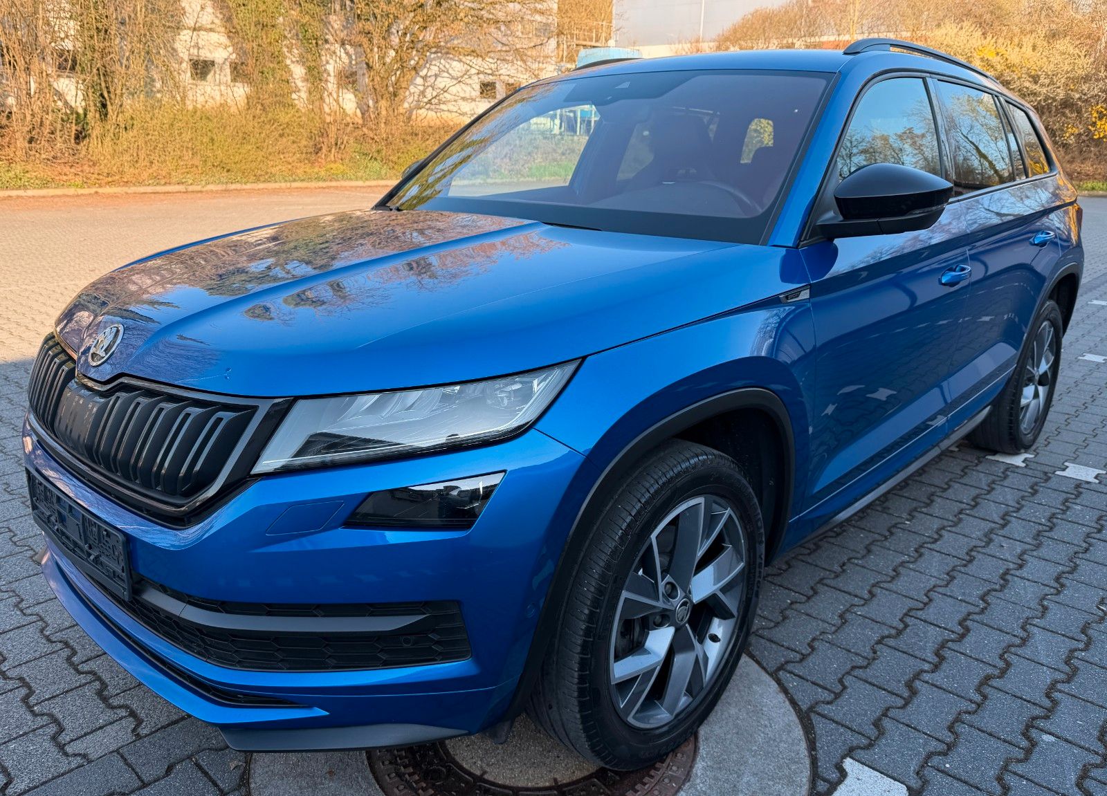 Skoda Kodiaq Sportline 7 Sitze aus 1-Hand imagem 2