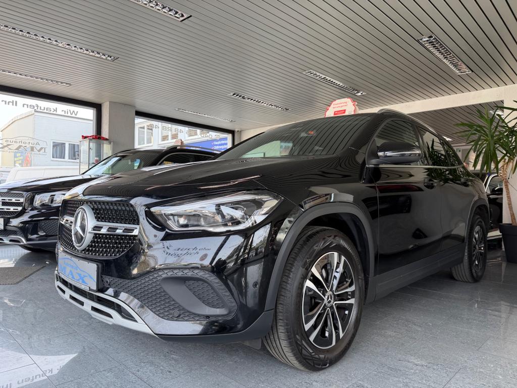 MercedesBenz GLA 200 d 8GDCTLEDNAVIKAMERAAmbientLicht 2023